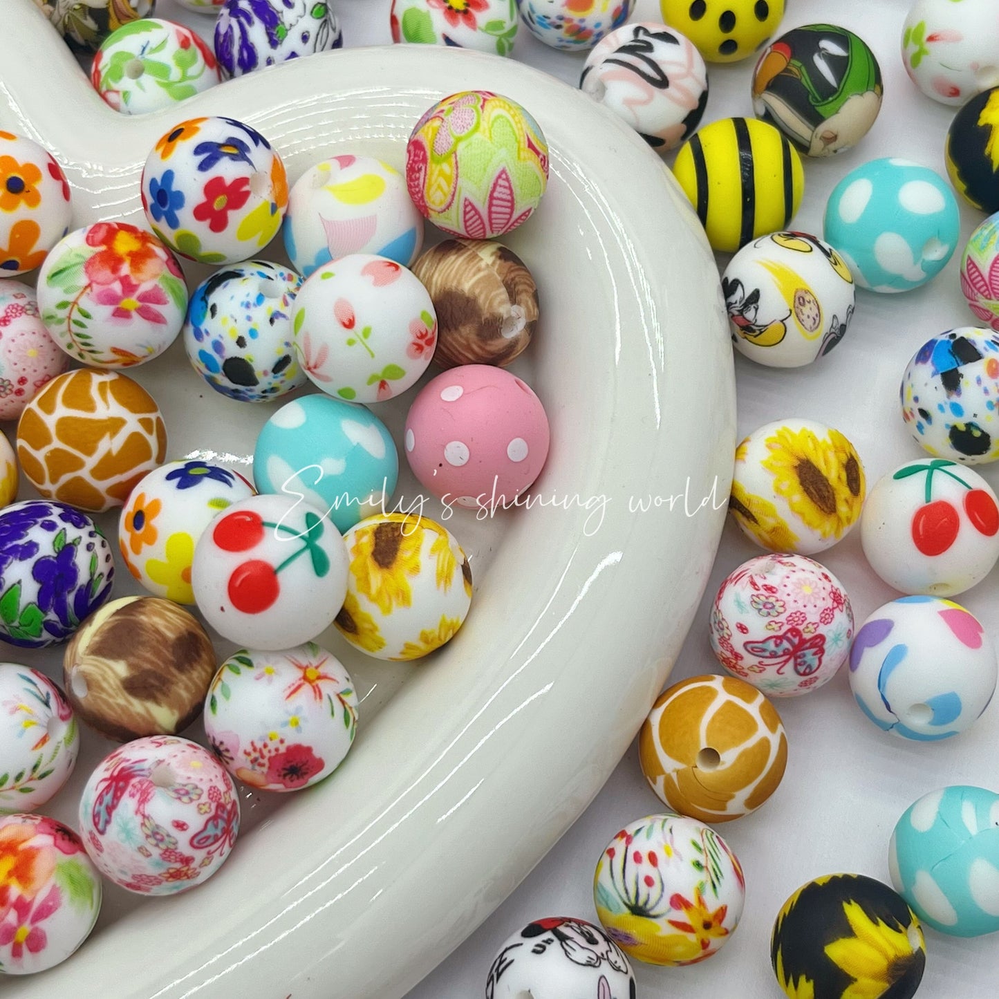 【U007】1.15-New！🌻 15 MM Silicone Spring /Leopard/Heart Beads Mix