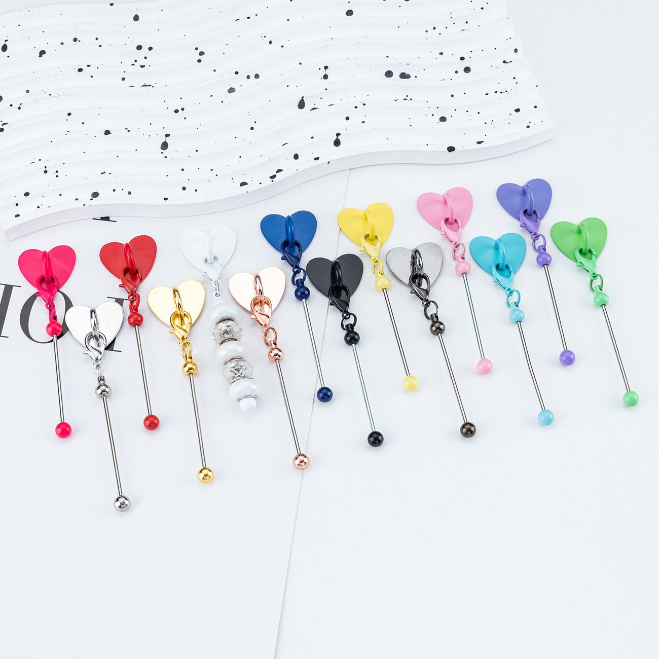 00071# DIY Beaded Heart Sticker Hook Tabletop Cup Sticker Hook Pendant Perforation Free Metal Heart Sticker Hook