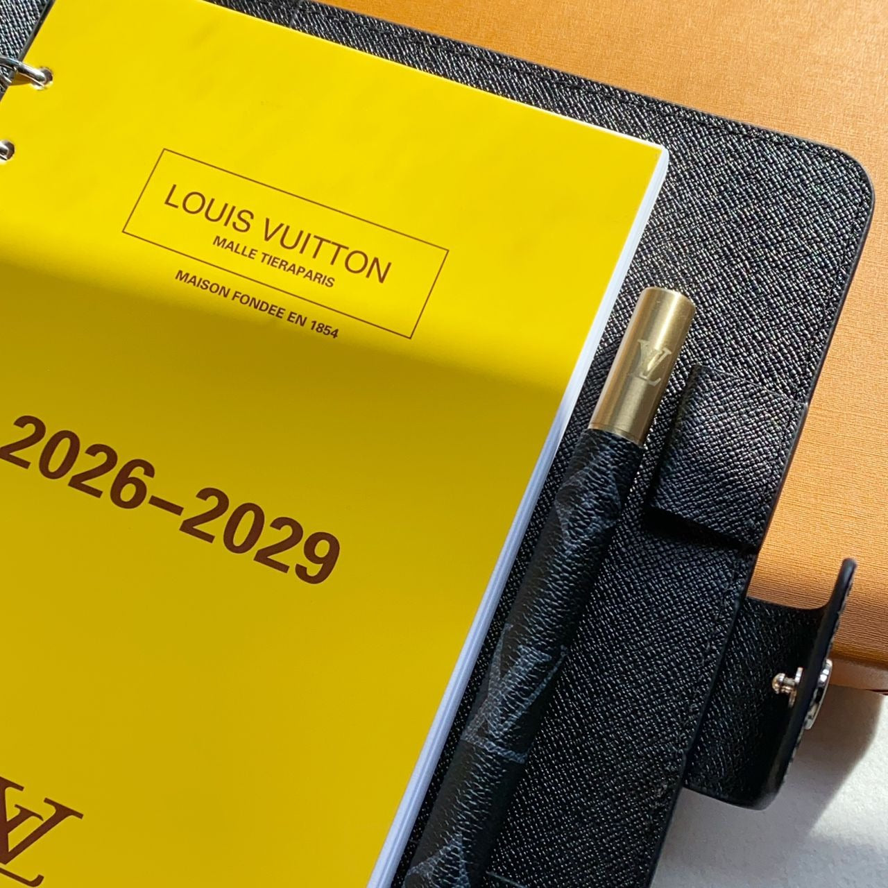 00305# HQ-Leather LV  Planner notebooks