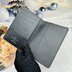 【666】passport holder