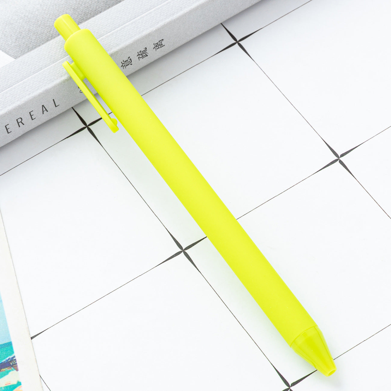 Plastic ballpoint pens for pen wrap DIY