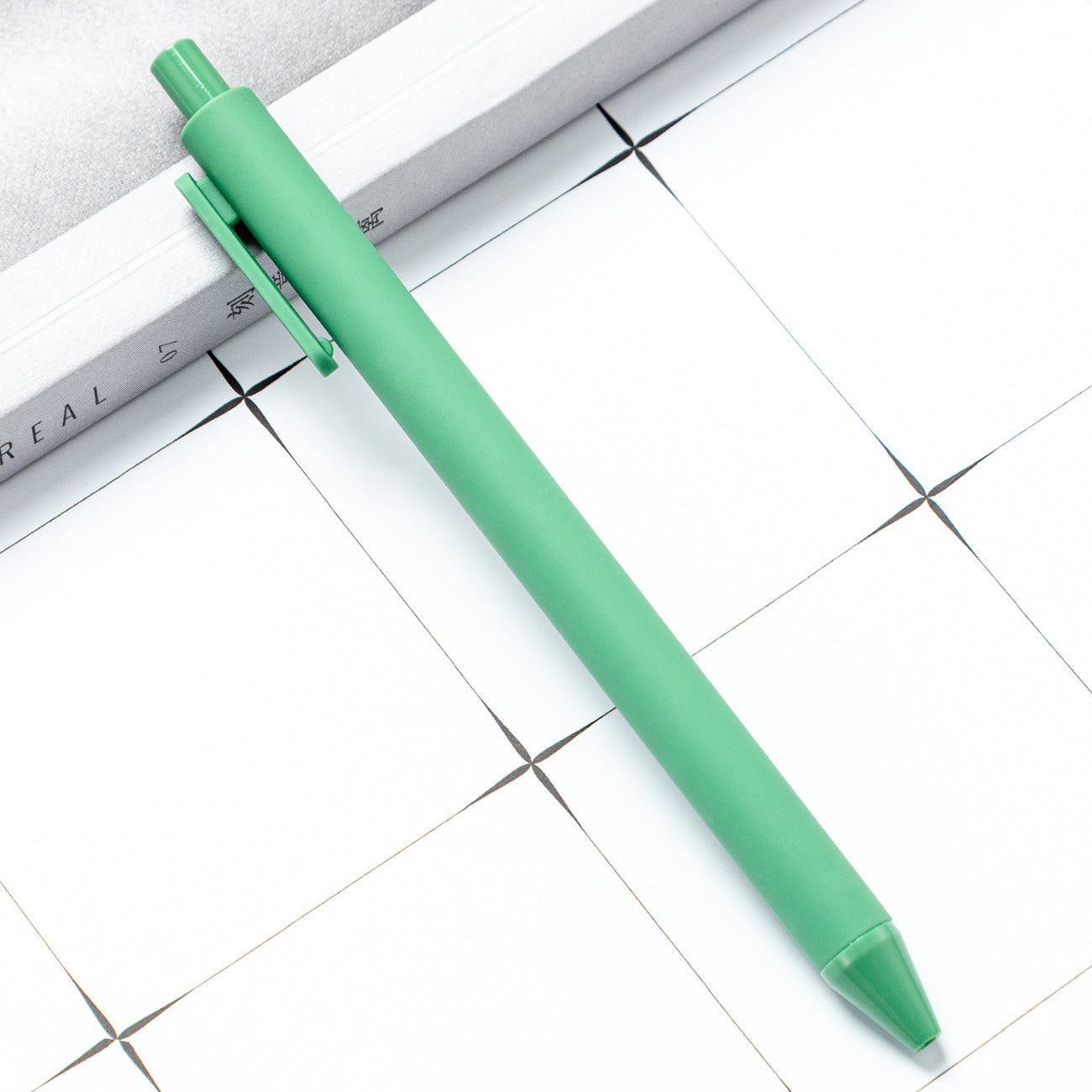Plastic ballpoint pens for pen wrap DIY
