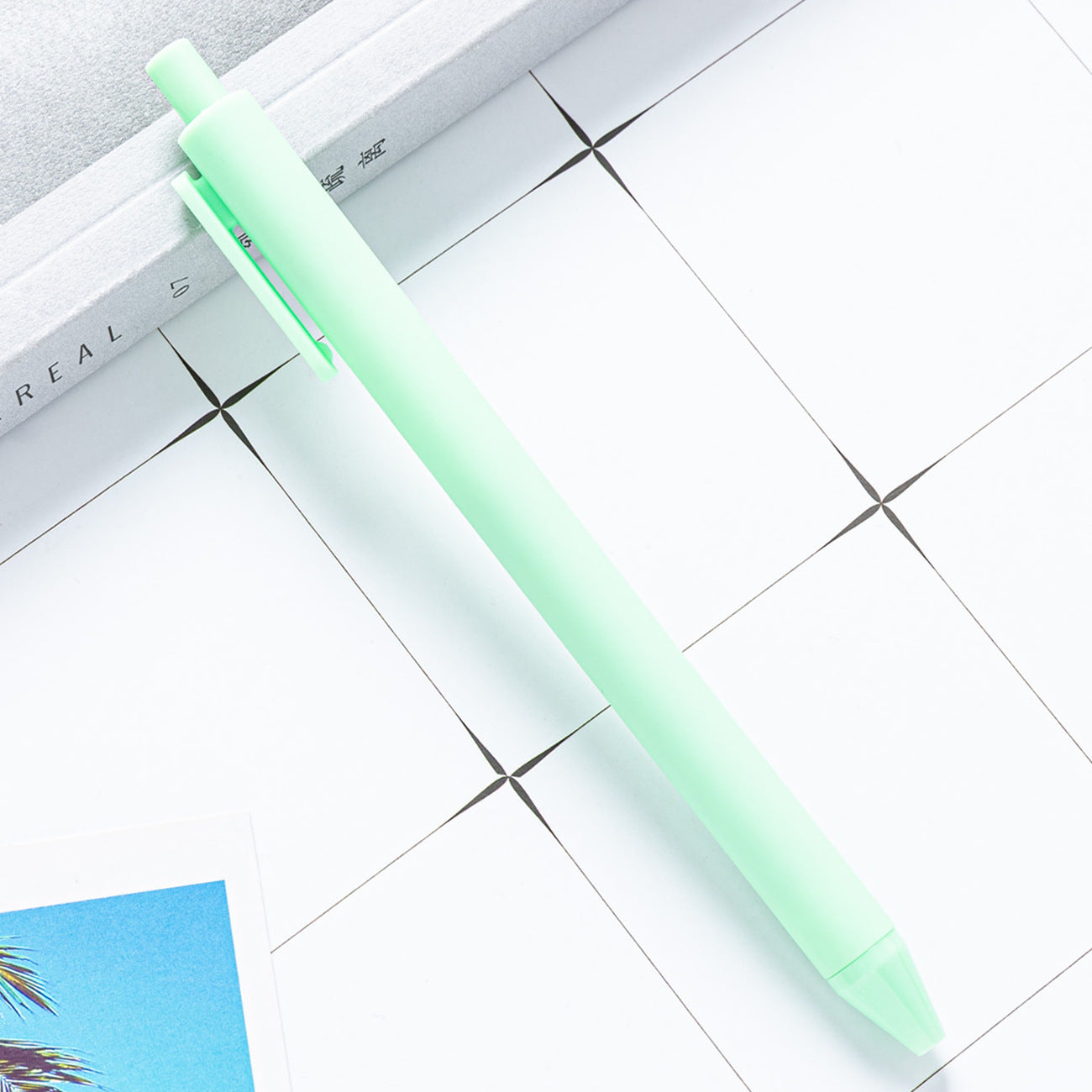Plastic ballpoint pens for pen wrap DIY