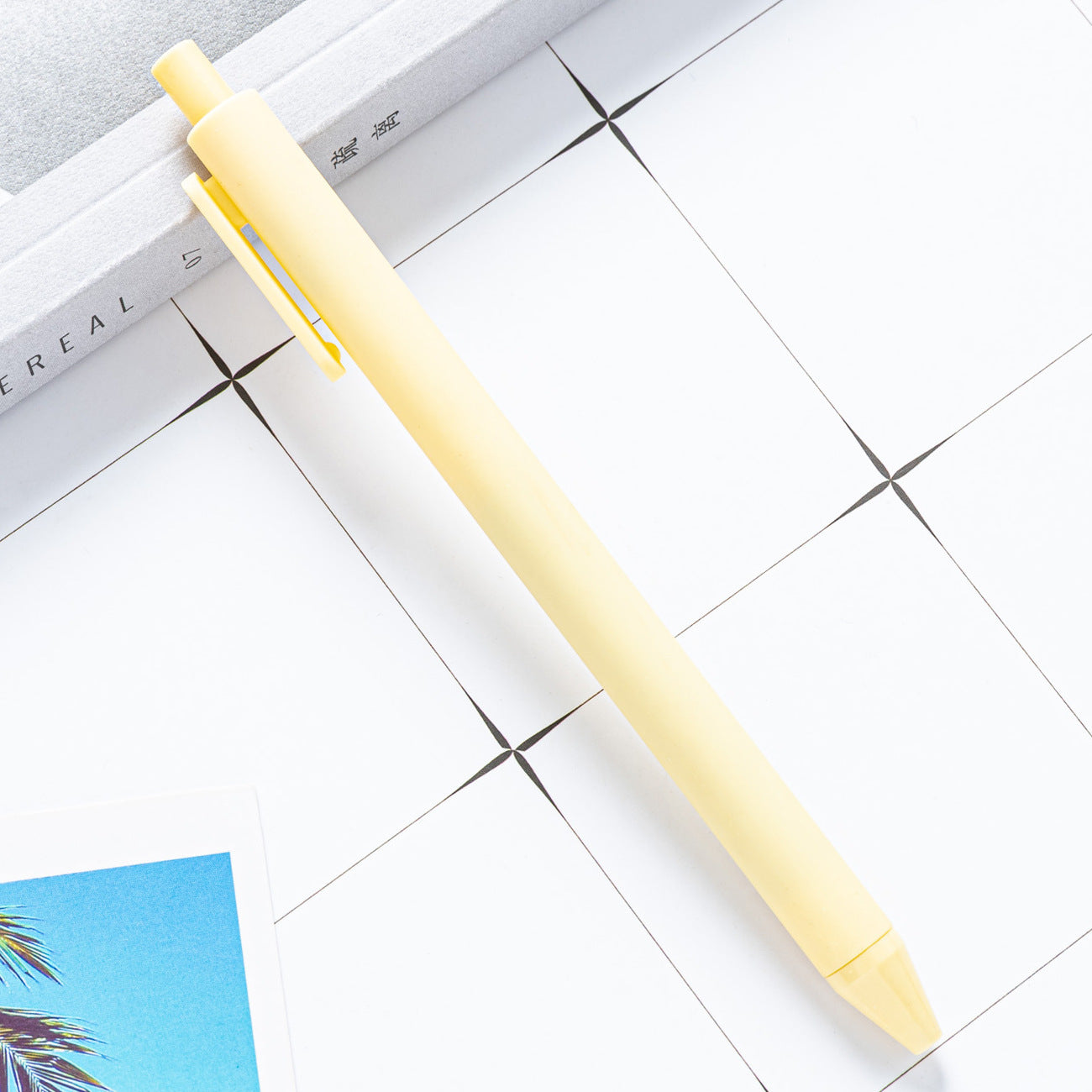 Plastic ballpoint pens for pen wrap DIY