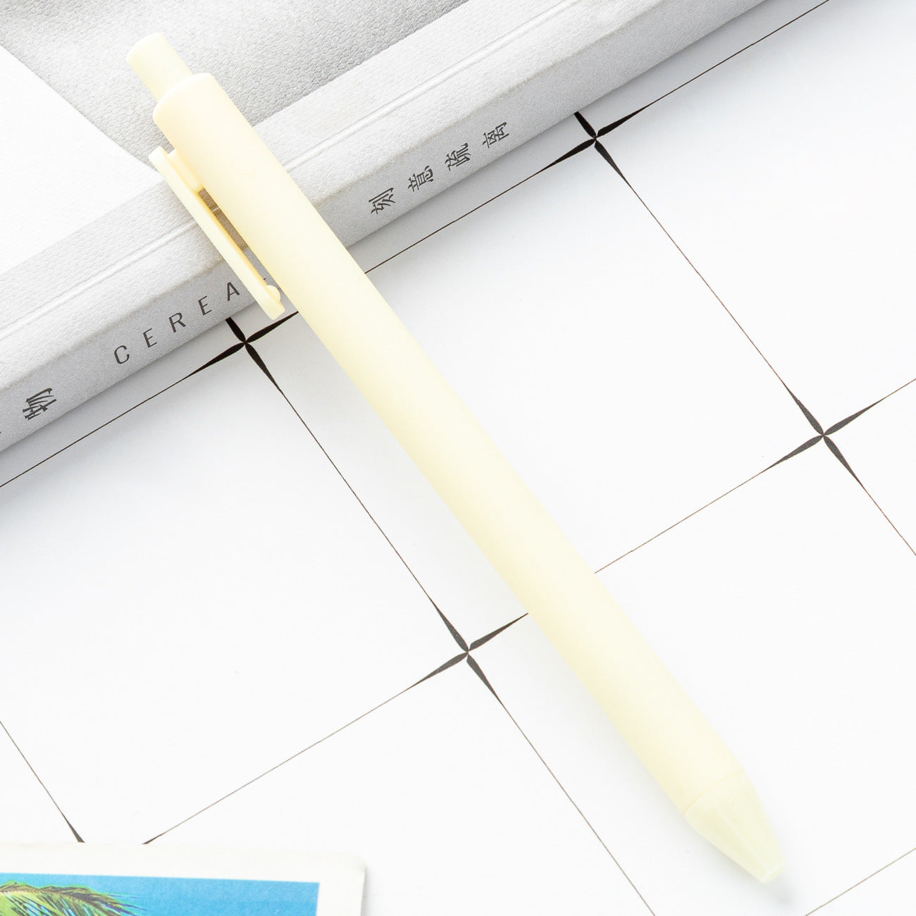 Plastic ballpoint pens for pen wrap DIY