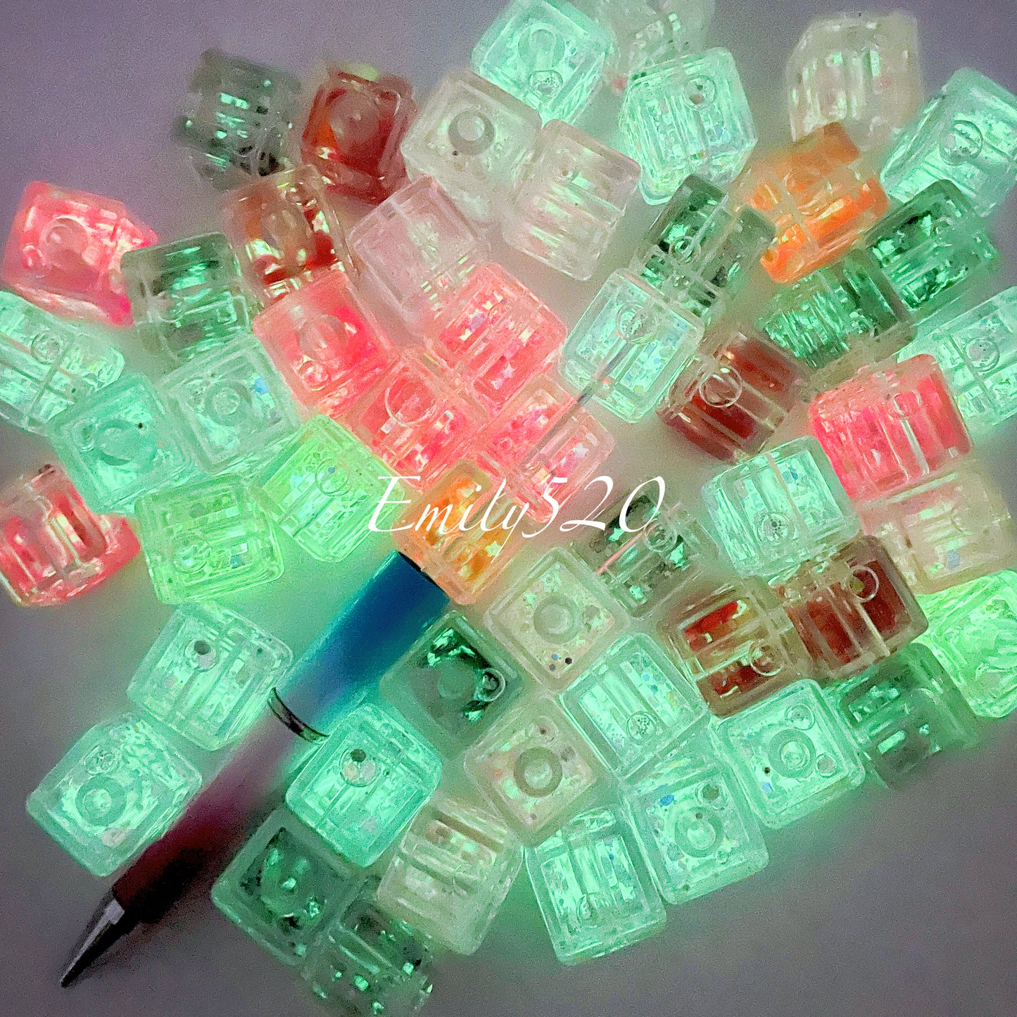 【C268】🌟3.29-Restock🌟Luminous! Water Bead Square Shape for Diy Keychain and Pen