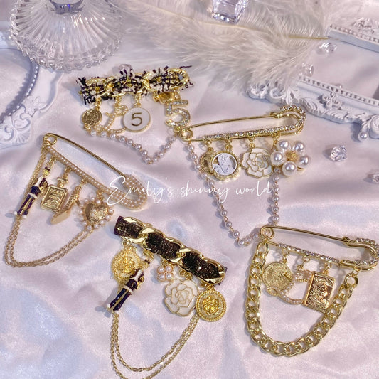 Newest Trend C*c Style of Brooches