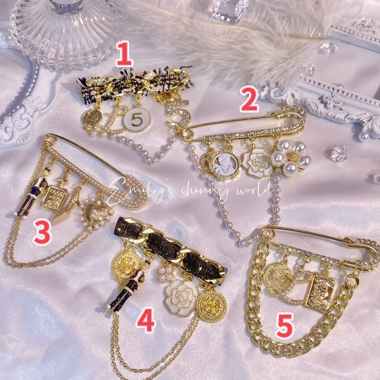 Newest Trend C*c Style of Brooches